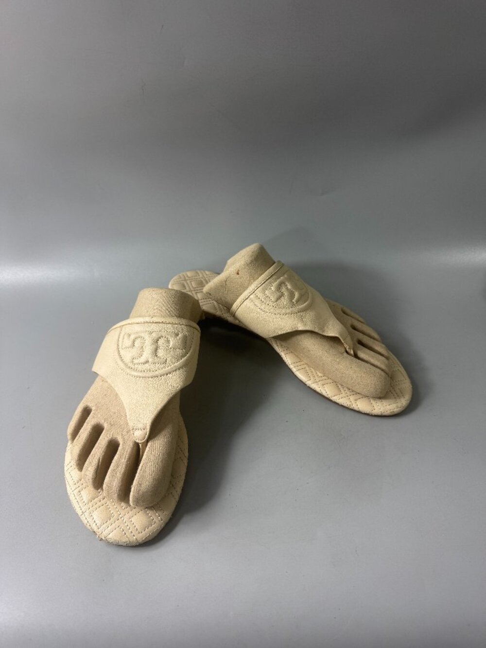 Tory Burch Cream Leather Quilted Sandals 8.5